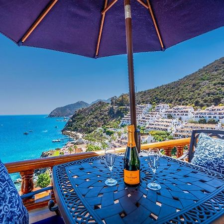 Oceanfront Villa W One Of A Kind Amazing View Avalon Exteriör bild