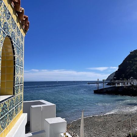 Oceanfront Villa W One Of A Kind Amazing View Avalon Exteriör bild